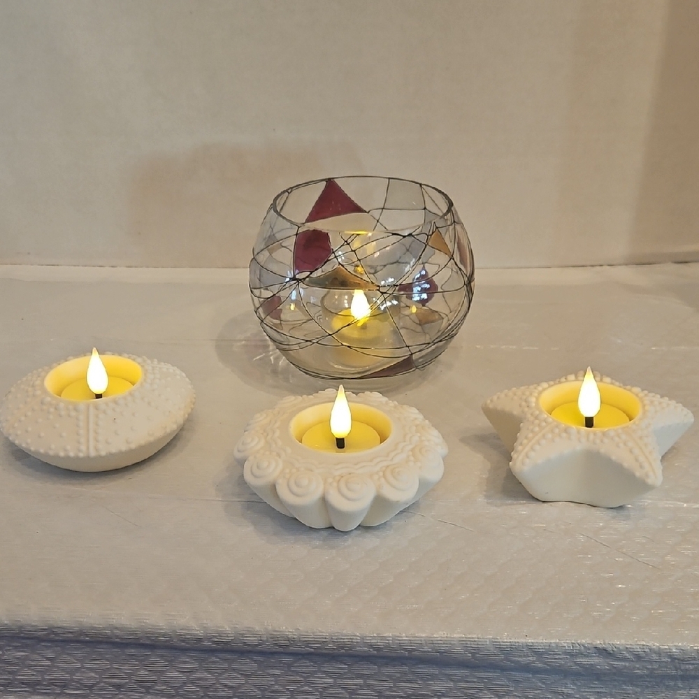 PartyLite White and Cream Tealight Candle Holders Set . Also Party Light Globe